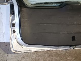 bontott SUBARU FORESTER Csomagtérajtó (Részeivel)