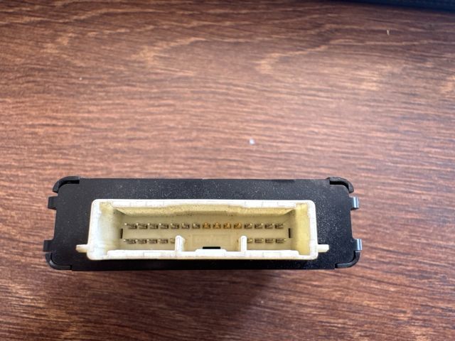 bontott SUBARU FORESTER Elektronika (Magában)