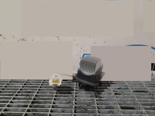 bontott SUBARU FORESTER Előtét Ellenállás Fűtőmotor