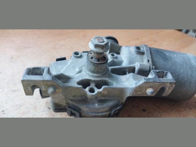 bontott SUBARU FORESTER Első Ablaktörlő Motor