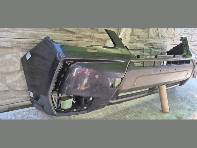 bontott SUBARU FORESTER Első Lökhárító (Üresen)