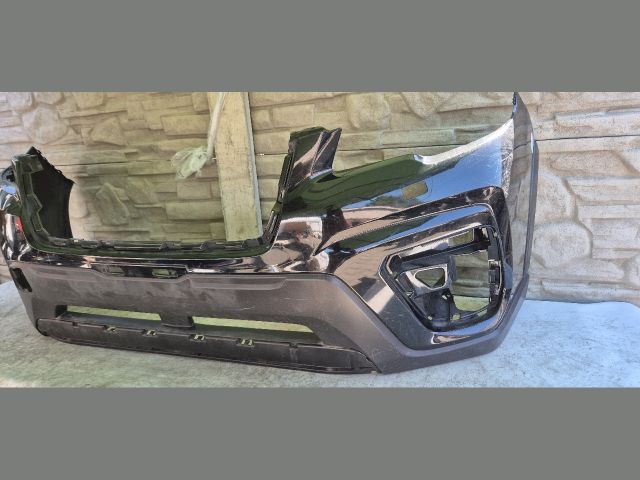 bontott SUBARU FORESTER Első Lökhárító (Üresen)