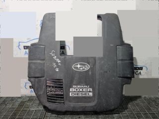 bontott SUBARU FORESTER Felső Hűtőburkolat