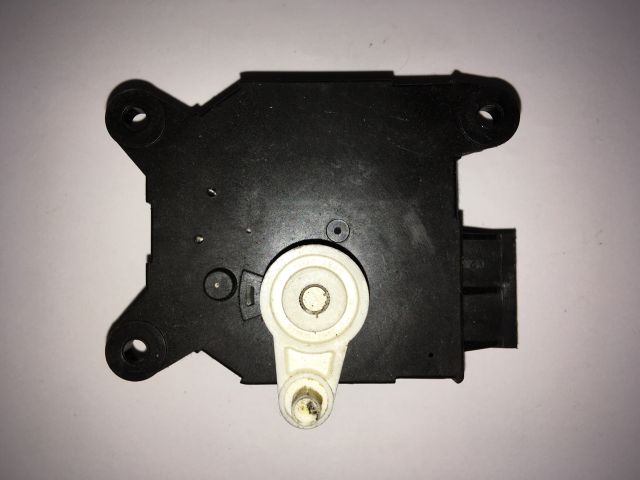 bontott SUBARU FORESTER Fűtés Állító Motor