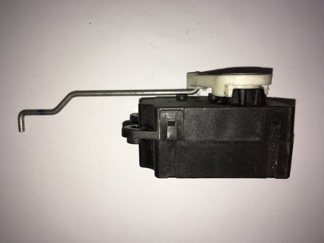 bontott SUBARU FORESTER Fűtés Állító Motor