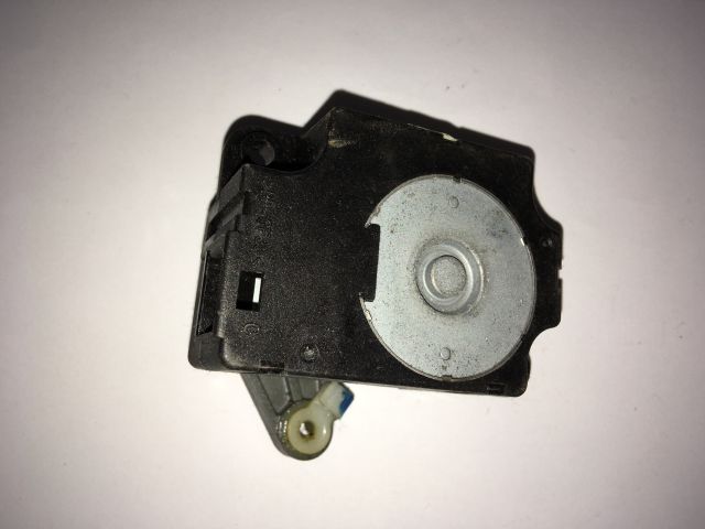 bontott SUBARU FORESTER Fűtés Állító Motor