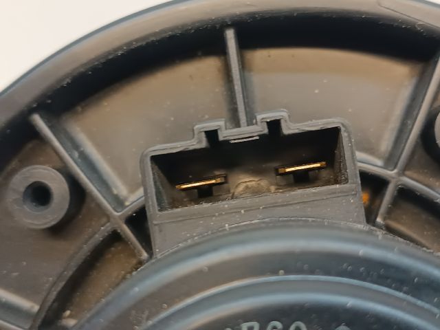 bontott SUBARU FORESTER Fűtőmotor (Klímás)