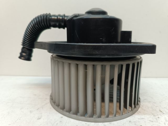 bontott SUBARU FORESTER Fűtőmotor (Klímás)