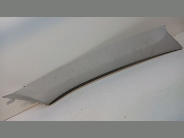 bontott SUBARU FORESTER Jobb A Oszlop Burkolat