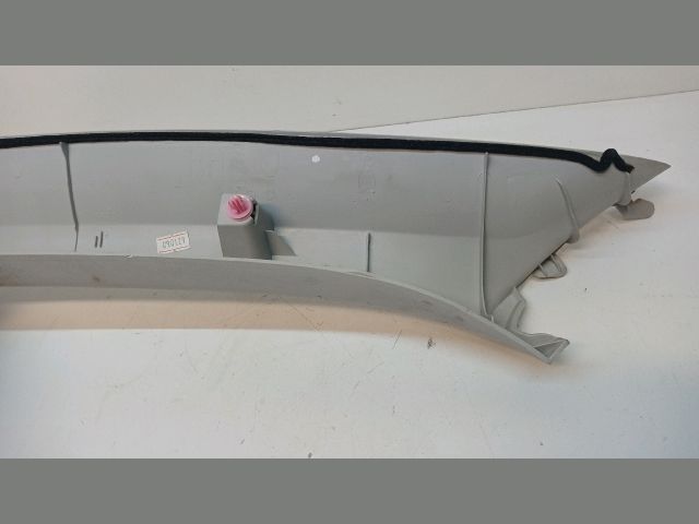 bontott SUBARU FORESTER Jobb A Oszlop Burkolat