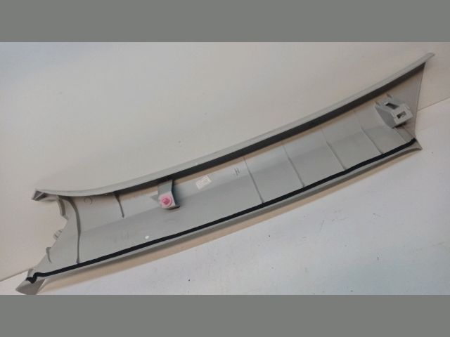 bontott SUBARU FORESTER Jobb A Oszlop Burkolat