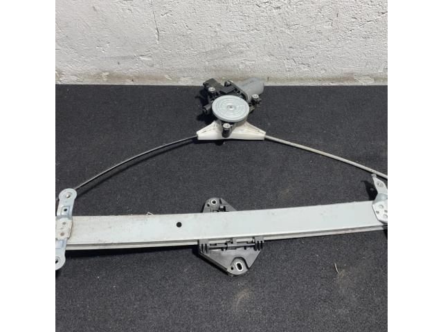 bontott SUBARU FORESTER Jobb első Ablakemelő Szerkezet (Elektromos)