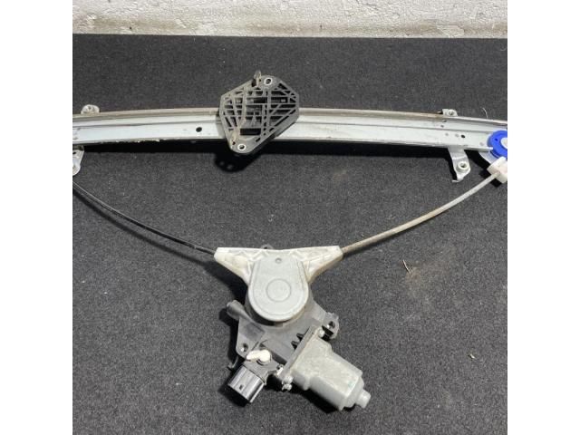 bontott SUBARU FORESTER Jobb első Ablakemelő Szerkezet (Elektromos)