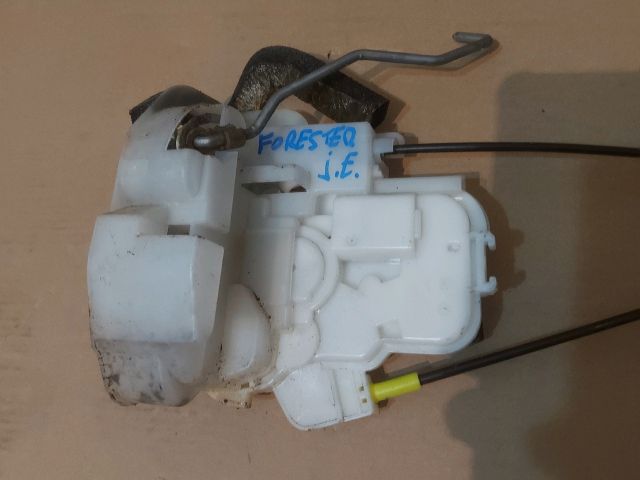 bontott SUBARU FORESTER Jobb első Ajtózár