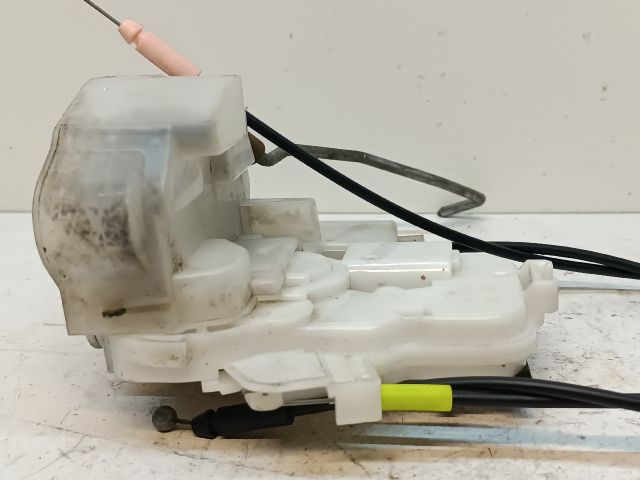 bontott SUBARU FORESTER Jobb első Ajtózár