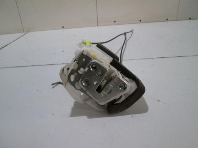 bontott SUBARU FORESTER Jobb első Ajtózár