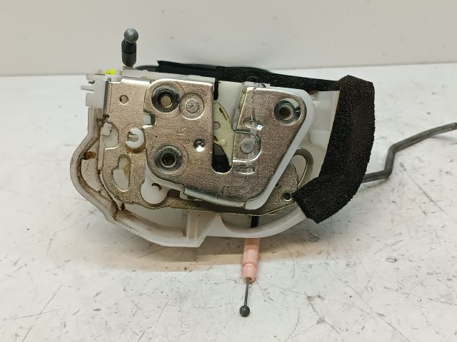 bontott SUBARU FORESTER Jobb első Ajtózár