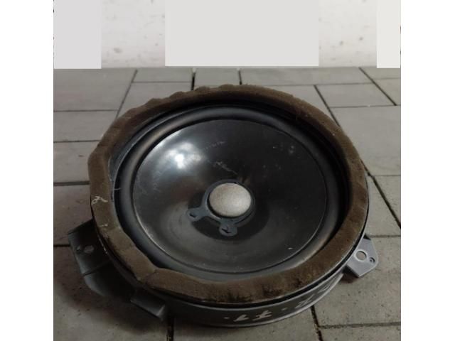 bontott SUBARU FORESTER Jobb első Hangszóró
