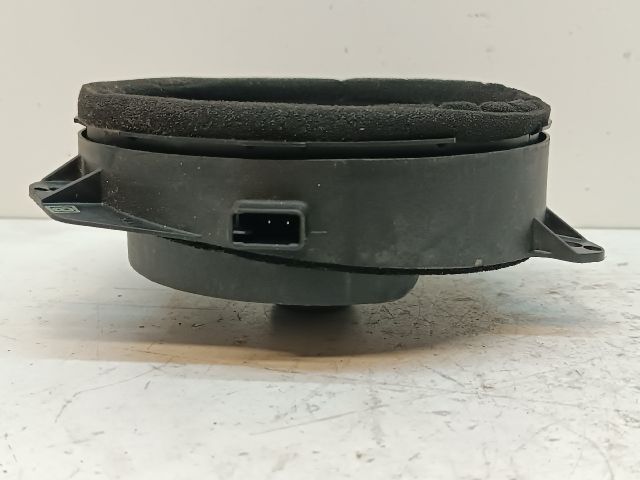 bontott SUBARU FORESTER Jobb első Hangszóró