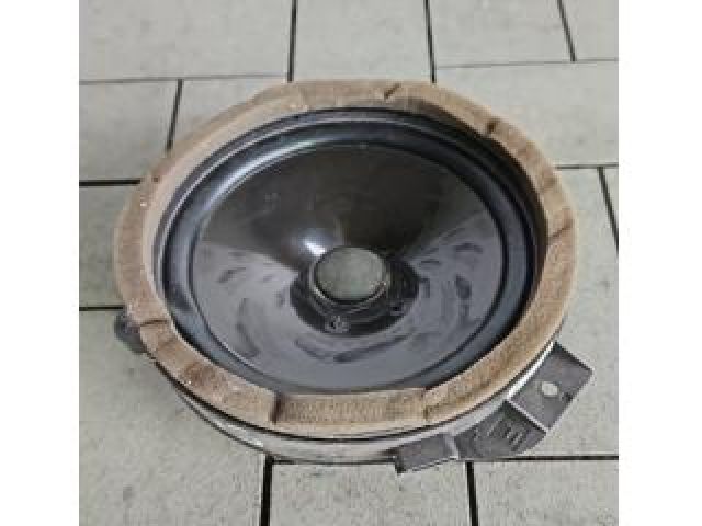 bontott SUBARU FORESTER Jobb első Hangszóró