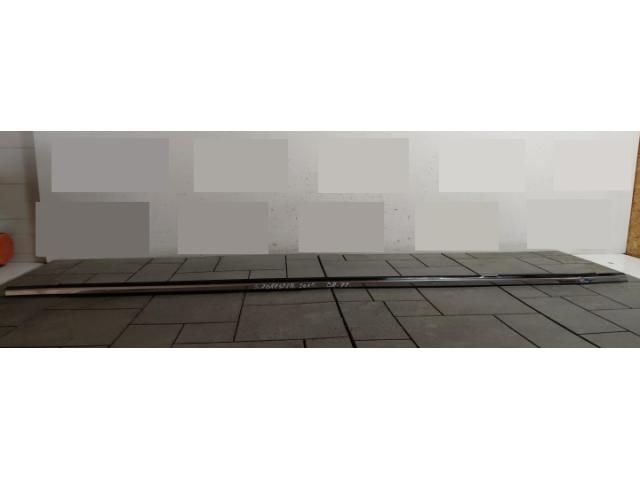 bontott SUBARU FORESTER Jobb első Vízlehúzó Gumicsík