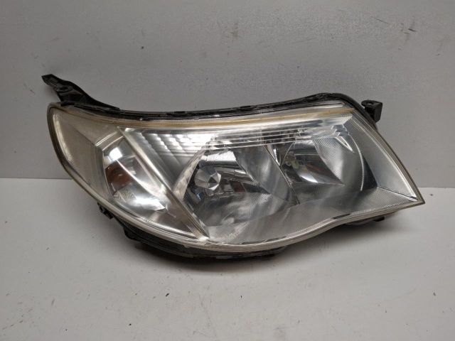 bontott SUBARU FORESTER Jobb Fényszóró