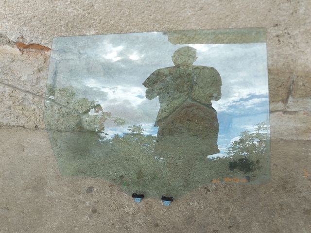 bontott SUBARU FORESTER Jobb hátsó Ablak