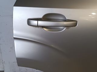 bontott SUBARU FORESTER Jobb hátsó Ajtó (Részeivel)