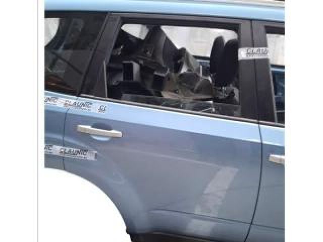 bontott SUBARU FORESTER Jobb hátsó Ajtó (Üres lemez)