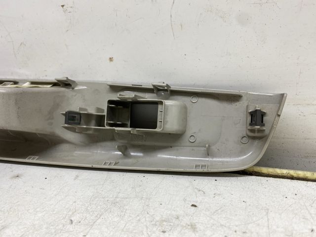 bontott SUBARU FORESTER Jobb hátsó Ajtóbehúzó