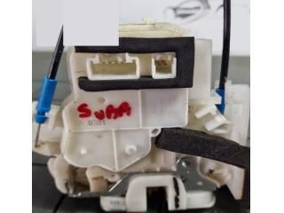 bontott SUBARU FORESTER Jobb hátsó Ajtózár