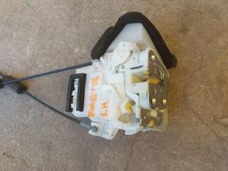 bontott SUBARU FORESTER Jobb hátsó Ajtózár