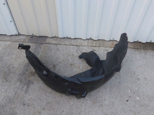 bontott SUBARU FORESTER Jobb hátsó Dobbetét (Kerékjárati, Műanyag)