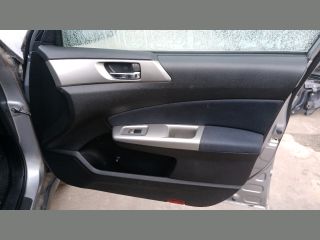 bontott SUBARU FORESTER Jobb hátsó Fejtámla