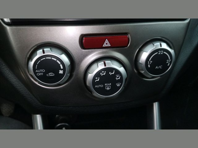 bontott SUBARU FORESTER Jobb hátsó Fejtámla