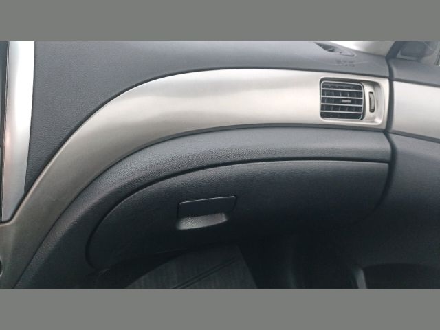 bontott SUBARU FORESTER Jobb hátsó Fejtámla