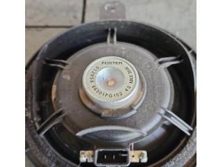 bontott SUBARU FORESTER Jobb hátsó Hangszóró