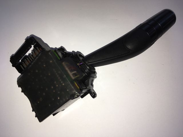 bontott SUBARU FORESTER Jobb Kormánykapcsoló Ablaktörlő