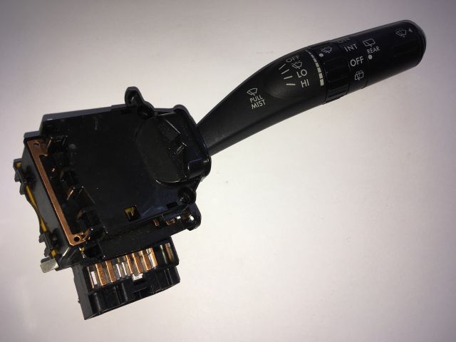 bontott SUBARU FORESTER Jobb Kormánykapcsoló Ablaktörlő