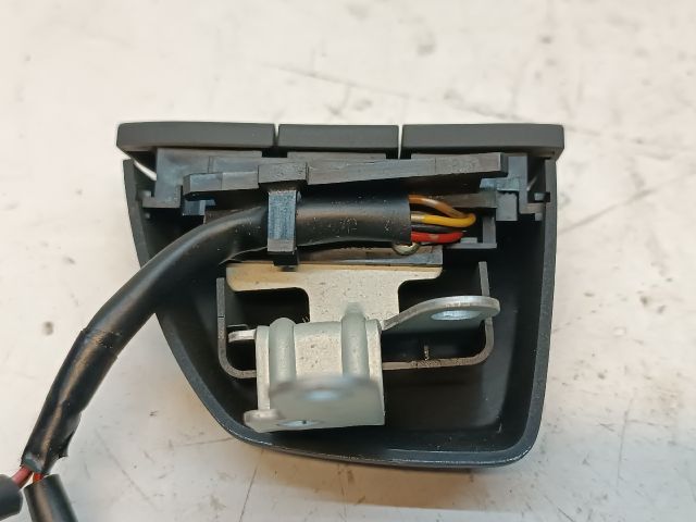 bontott SUBARU FORESTER Jobb Multikormány Kapcsoló