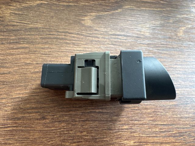 bontott SUBARU FORESTER Menetstabilizátor Kapcsoló