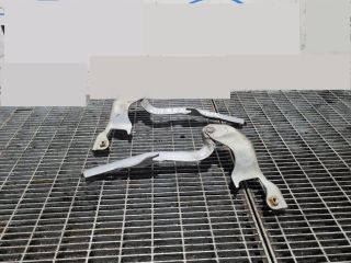 bontott SUBARU FORESTER Motorháztető Zsanér Pár