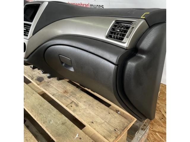 bontott SUBARU FORESTER Műszerfal Héj