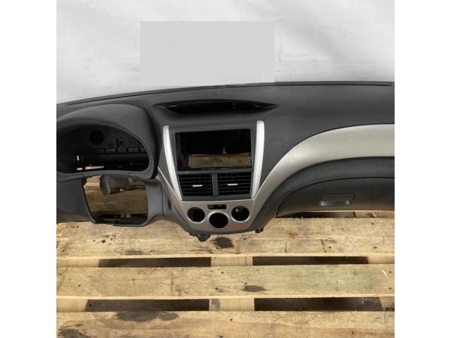 bontott SUBARU FORESTER Műszerfal Héj