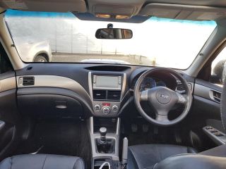 bontott SUBARU FORESTER Navigációs Fejegység