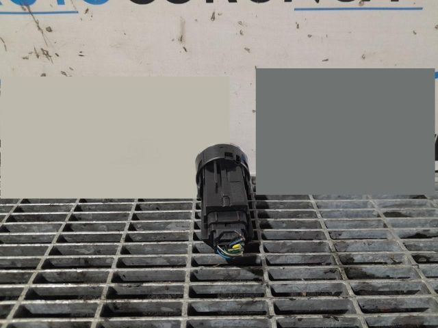 bontott SUBARU FORESTER Start / Stop Indító Gomb