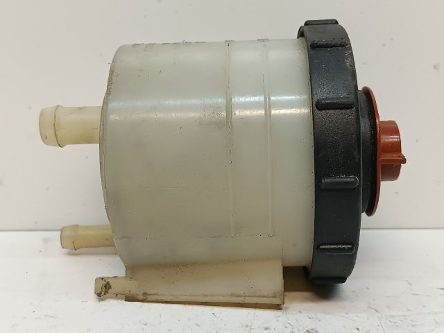 bontott SUBARU FORESTER Szervóolaj Tartály