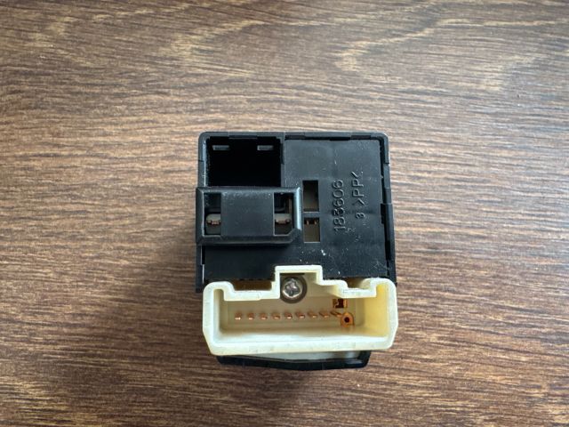 bontott SUBARU FORESTER Tükör Kapcsoló