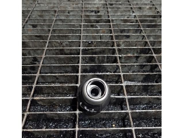 bontott SUBARU FORESTER Váltógomb