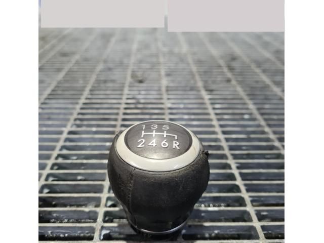 bontott SUBARU FORESTER Váltógomb